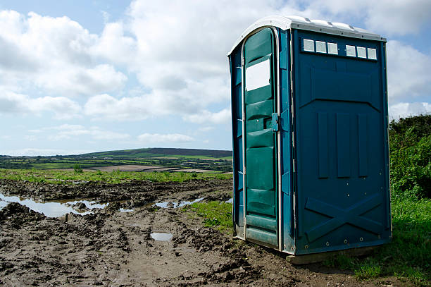 Portable Toilets for Disaster Relief Sites in Las Lomas, CA